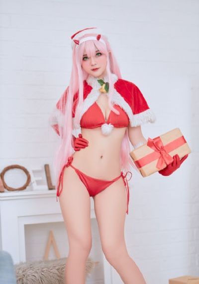 欧美美女大胆弄阴_剧情片免费观看视频